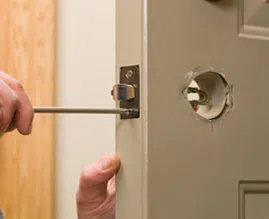 Riverton UT Locksmith Store Riverton, UT 801-701-1562 - 7-Lock-Changing